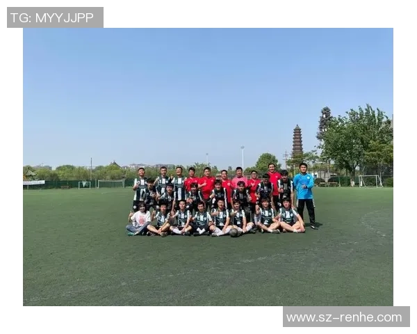 广州足球队在杯赛中的比赛经验与表现分析与点评