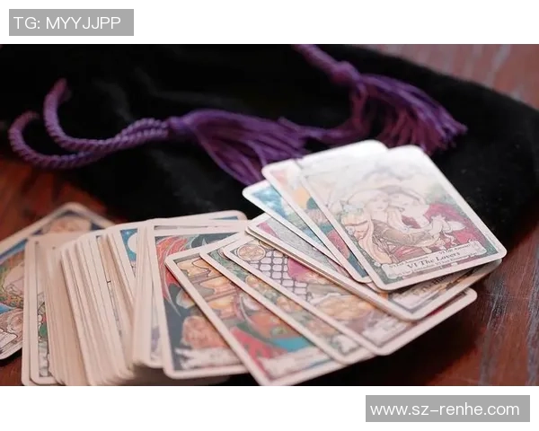 飞盘之路:黄丽如何在深度对话中探索人生的无限可能 飞盘之路:黄丽如何在深度对话中探索人生的无限可能